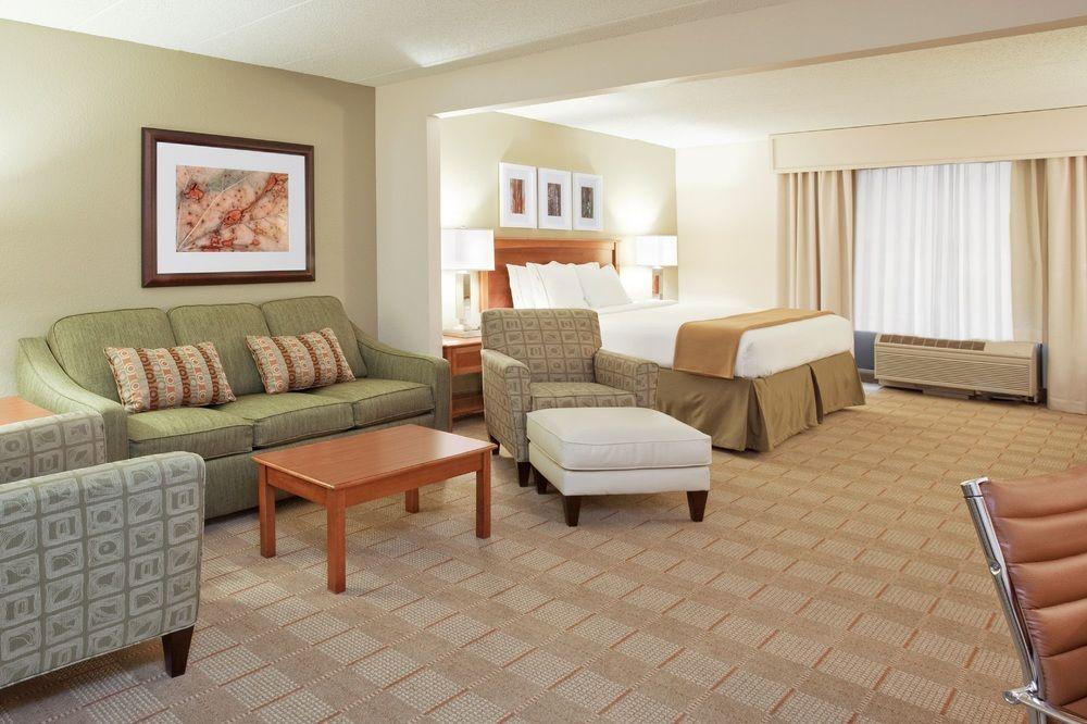 Holiday Inn Express Hotel & Suites Indianapolis Dtn-Conv Ctr By Ihg Екстериор снимка