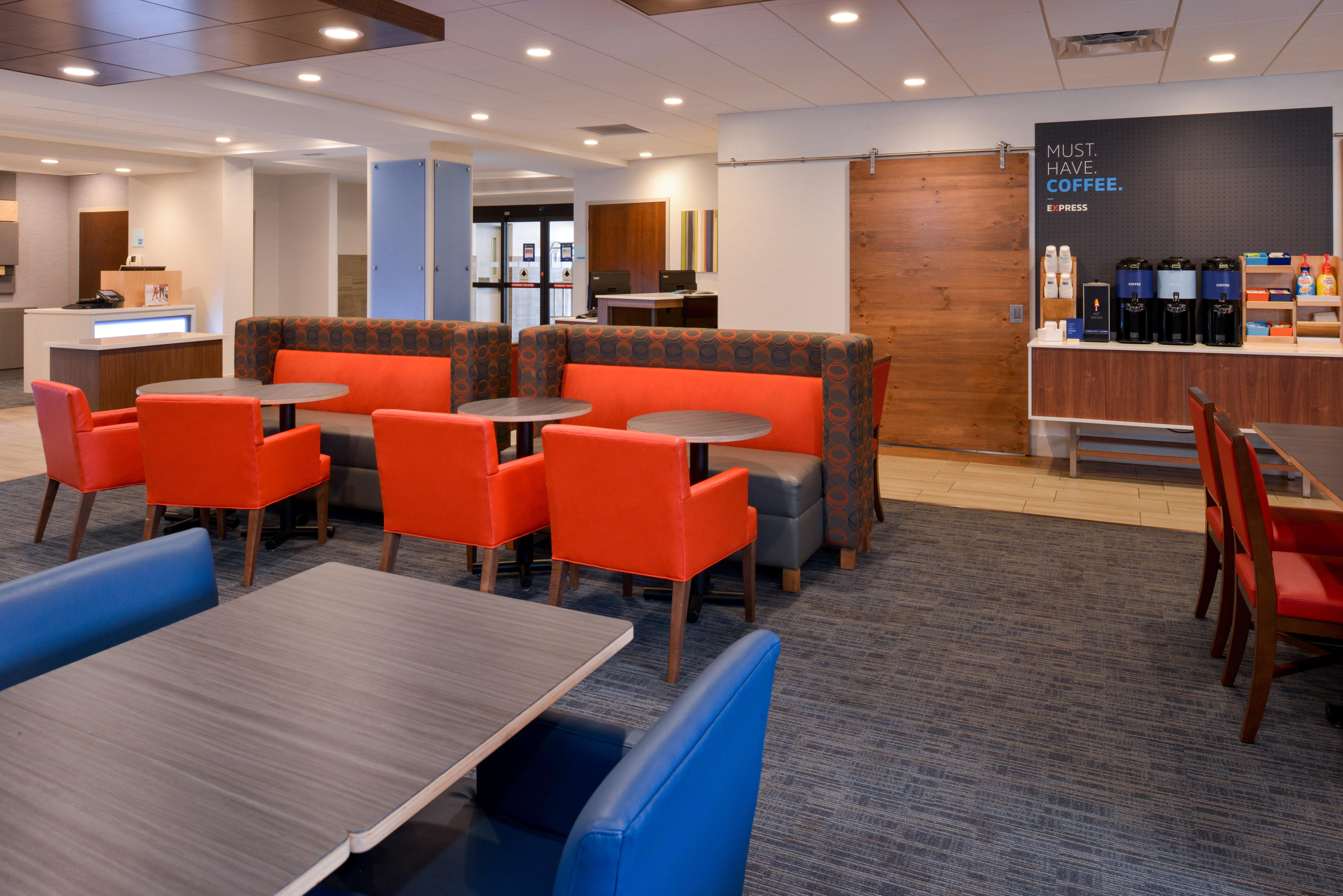 Holiday Inn Express Hotel & Suites Indianapolis Dtn-Conv Ctr By Ihg Екстериор снимка